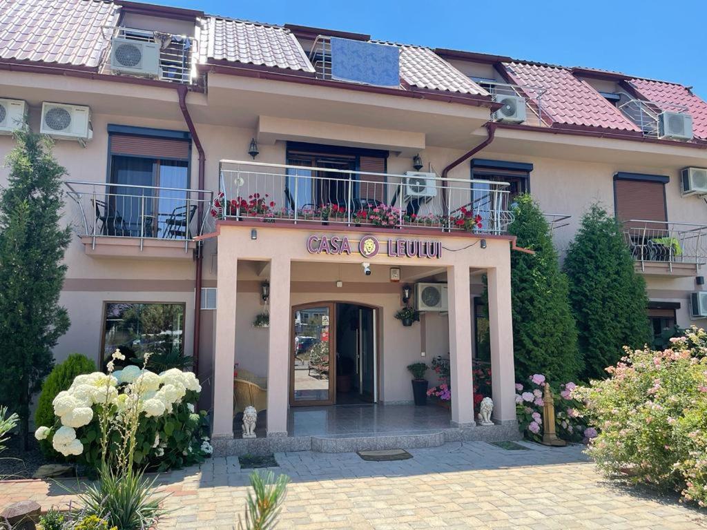 Ametist Casa Leului Hotel Năvodari Exterior foto